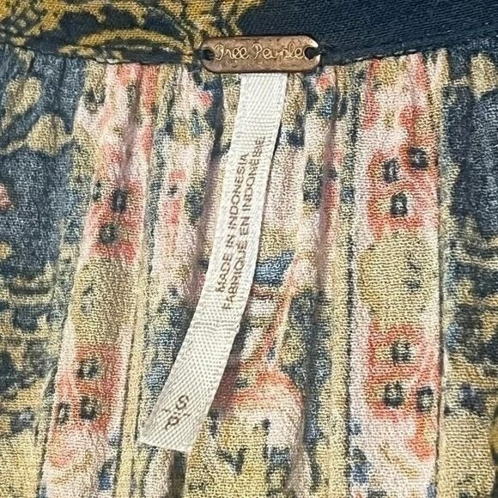 Free People Women Navy Mustard Paisley Print Bell Sleeve Tunic Top Small OB53980 - Picture 6 of 8